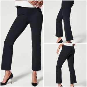 Spanx The Perfect Pant, Kick Flare Classic Black Women's Size Medium Petite | MP